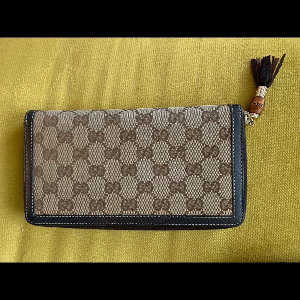 Gucci canvas zip around wallet w tassel & Bamboo